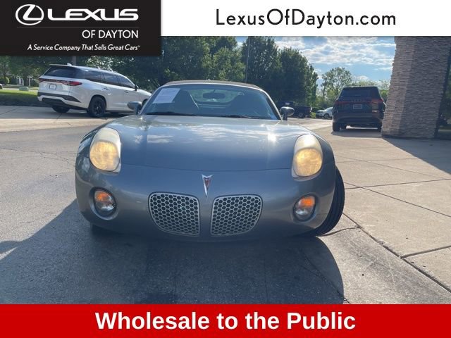 Used 2006 Pontiac Solstice Convertible w/ Premium Package RWD image 9