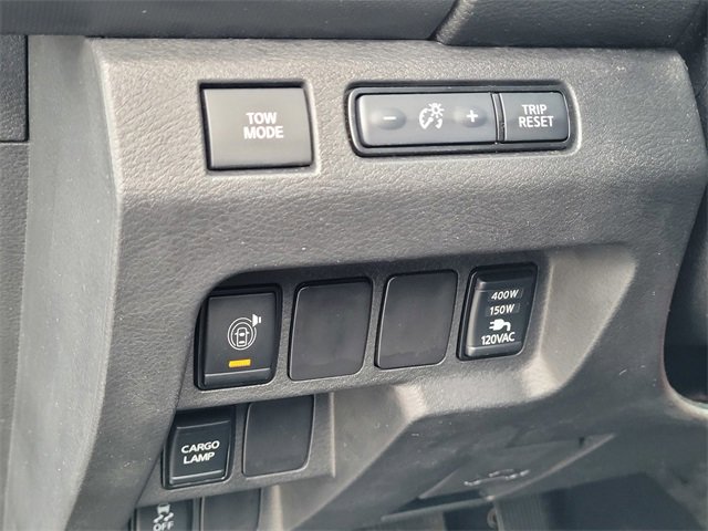 Used 2022 Nissan Frontier Pro-X image 17