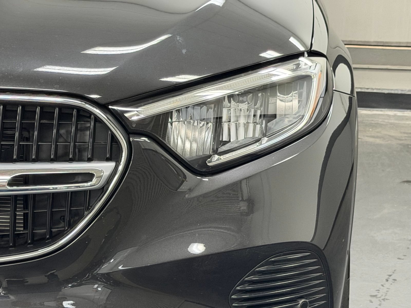 Used 2025 Mercedes-Benz GLC 350e 4MATIC image 7