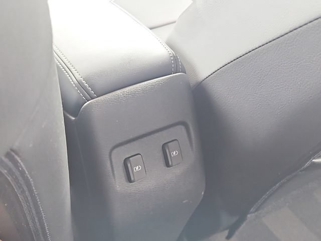 Certified 2024 Nissan Kicks SR w/ SR Premium Package FWD image 15