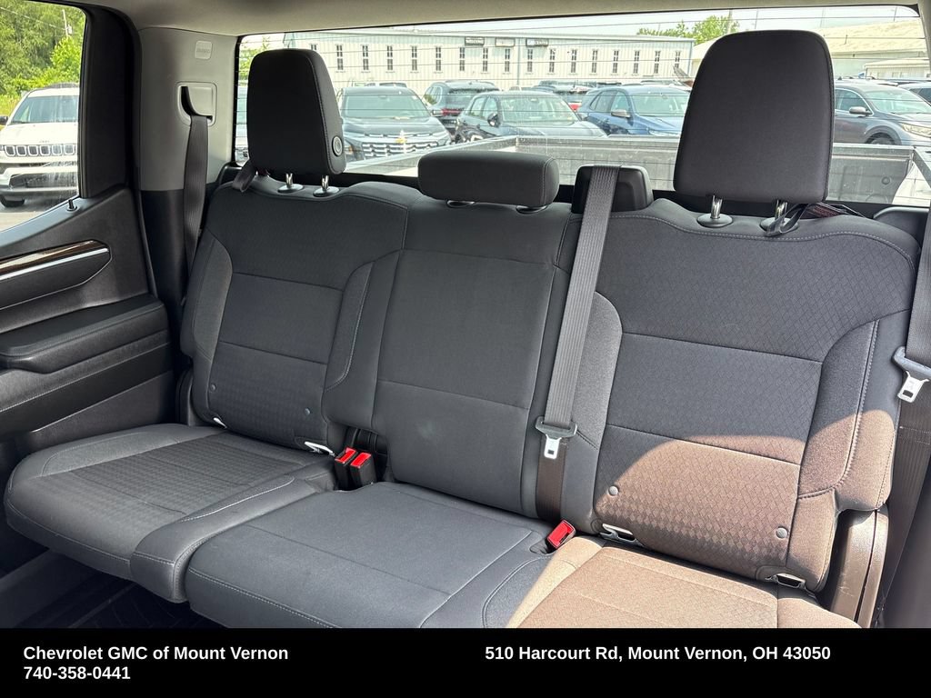 Used 2025 Chevrolet Silverado 1500 LT AWD/4WD image 24