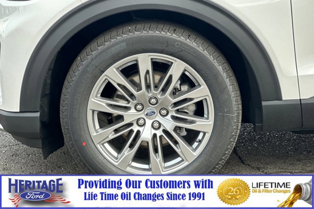 New 2026 Ford Explorer Platinum image 27