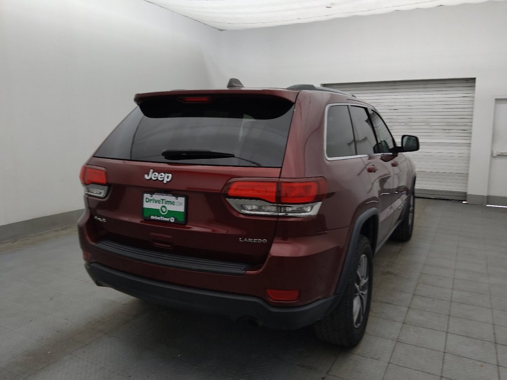 Used 2020 Jeep Grand Cherokee Laredo w/ Security & Convenience Group AWD/4WD image 9