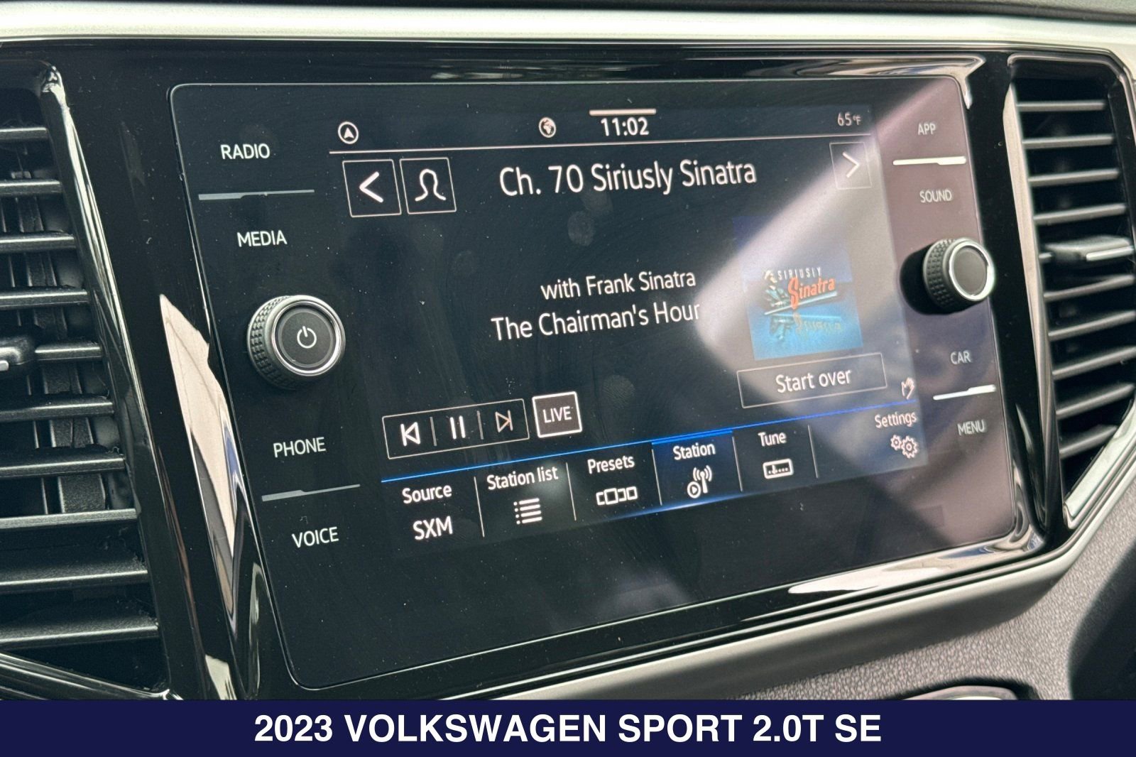 Used 2023 Volkswagen Atlas Cross Sport SE w/ Panoramic Sunroof Package FWD image 19