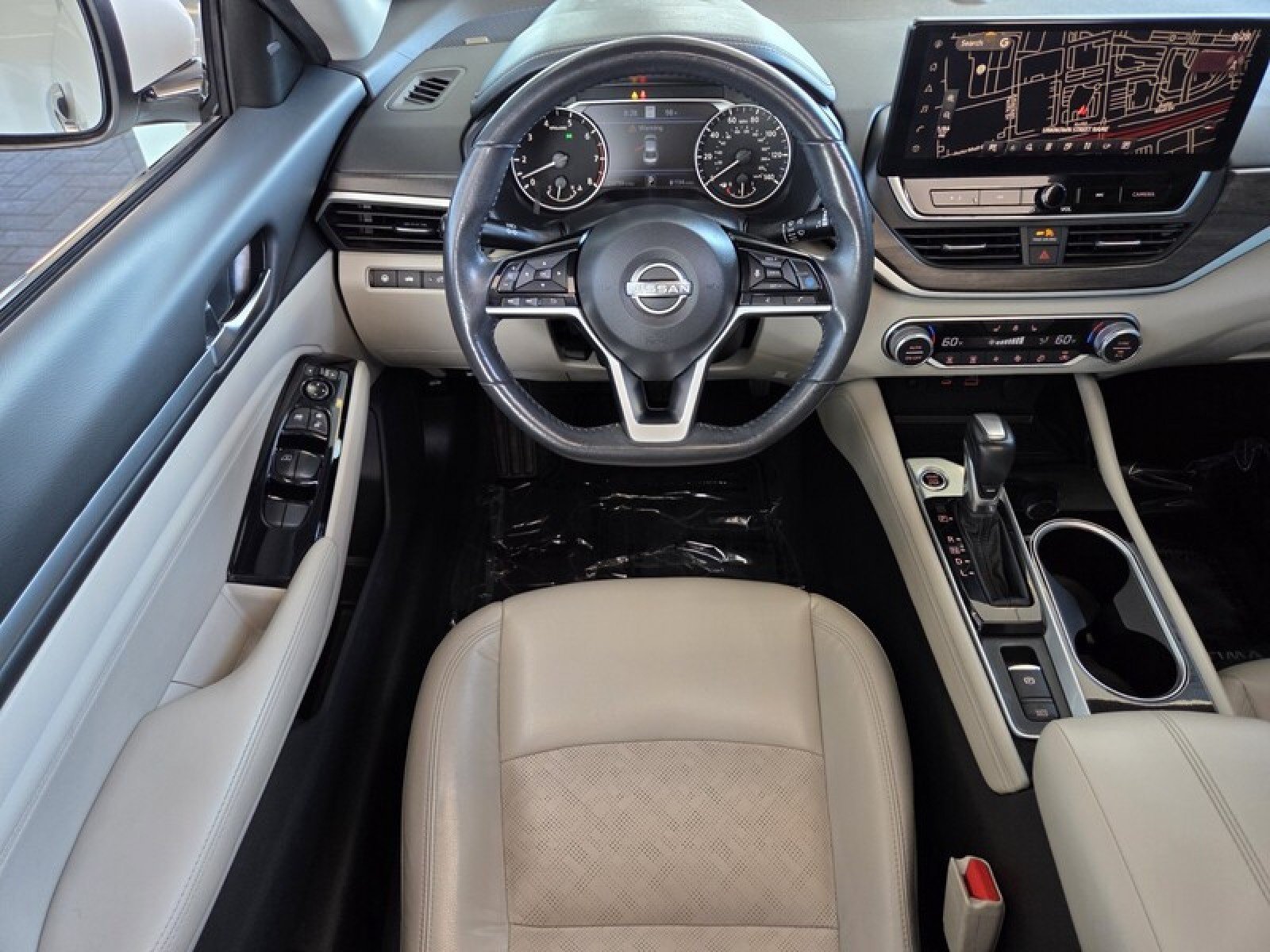 Used 2023 Nissan Altima 2.5 SL FWD image 16