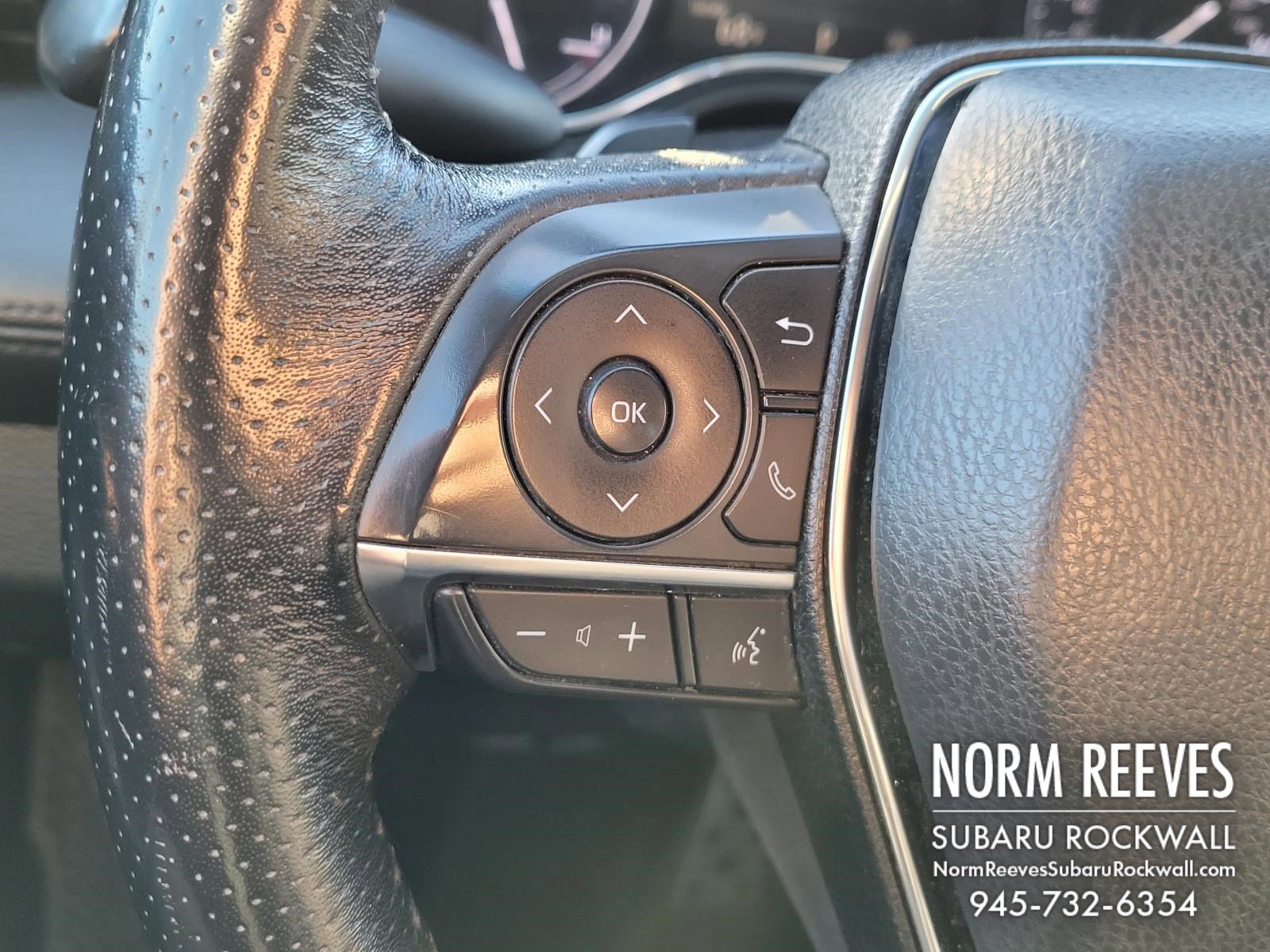 Used 2019 Toyota Avalon XSE image 9