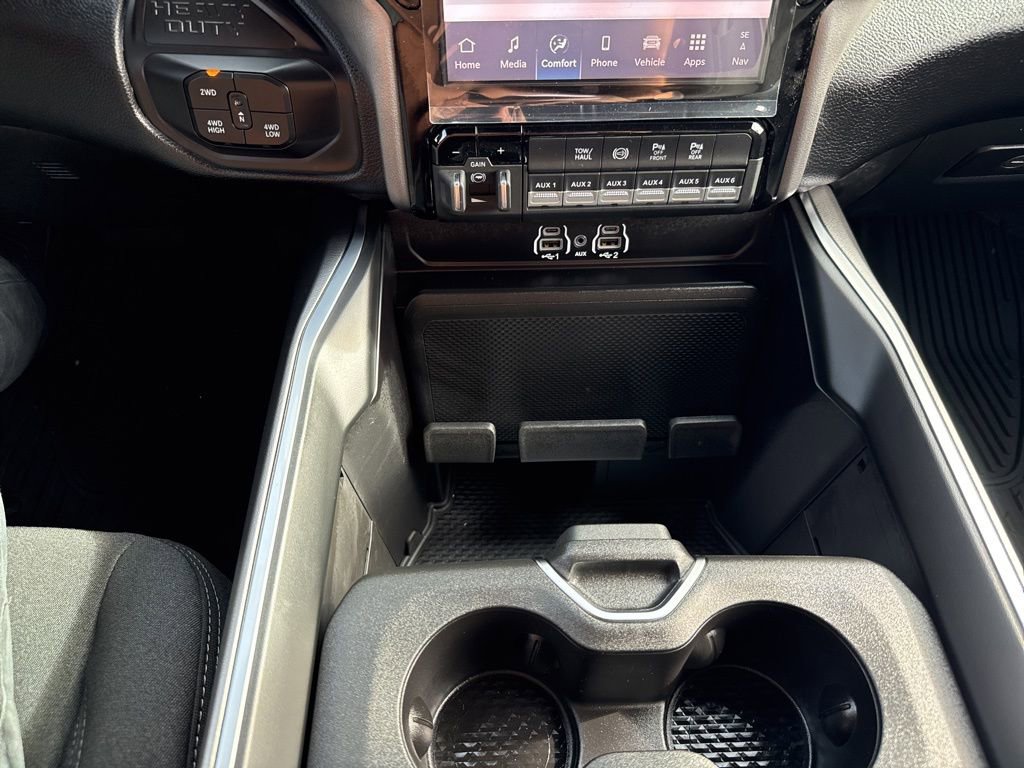 New 2026 RAM 3500 Big Horn AWD/4WD image 26