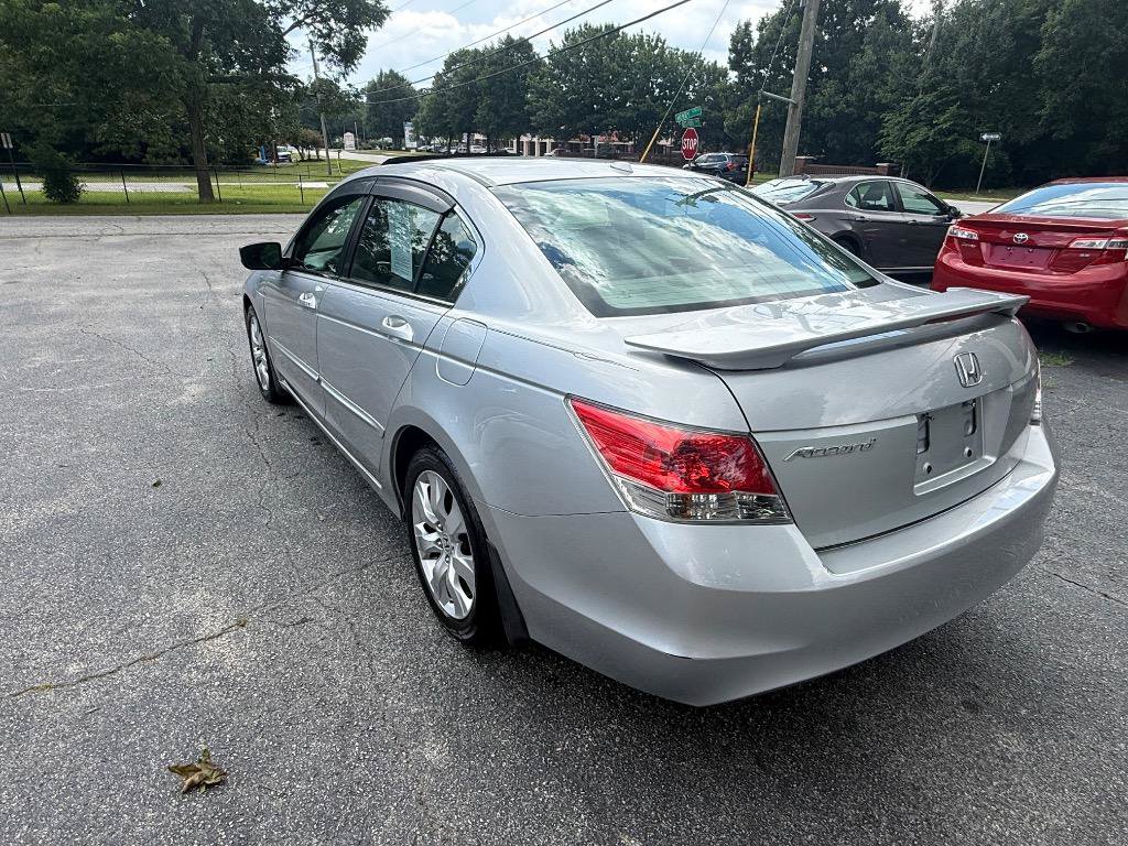 Used 2010 Honda Accord EX-L image 7