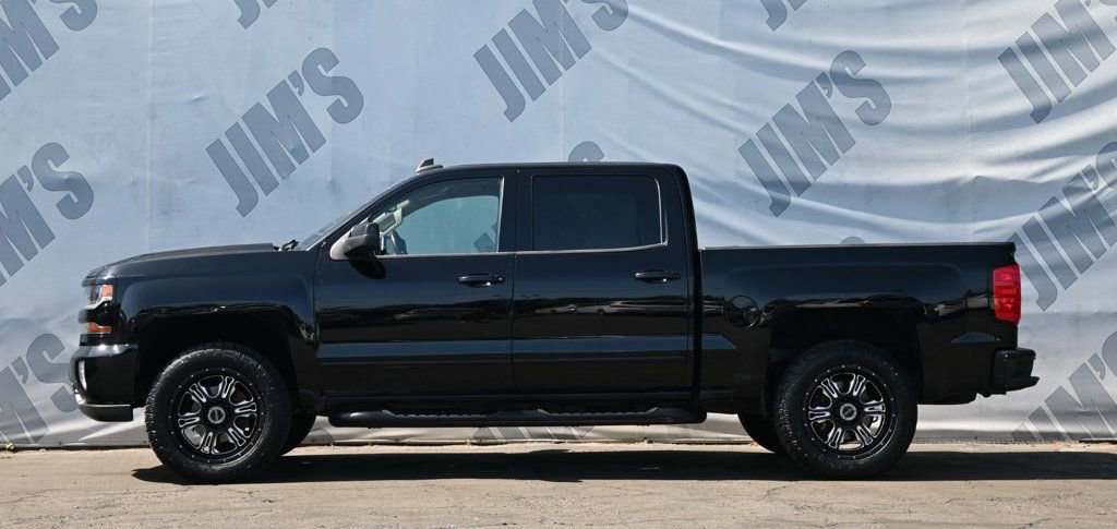 Used 2018 Chevrolet Silverado 1500 LT w/ All Star Edition image 6