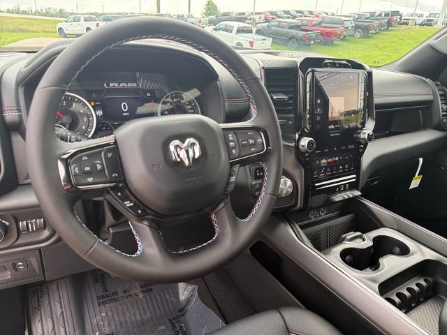 New 2026 RAM 1500 Laramie AWD/4WD image 16