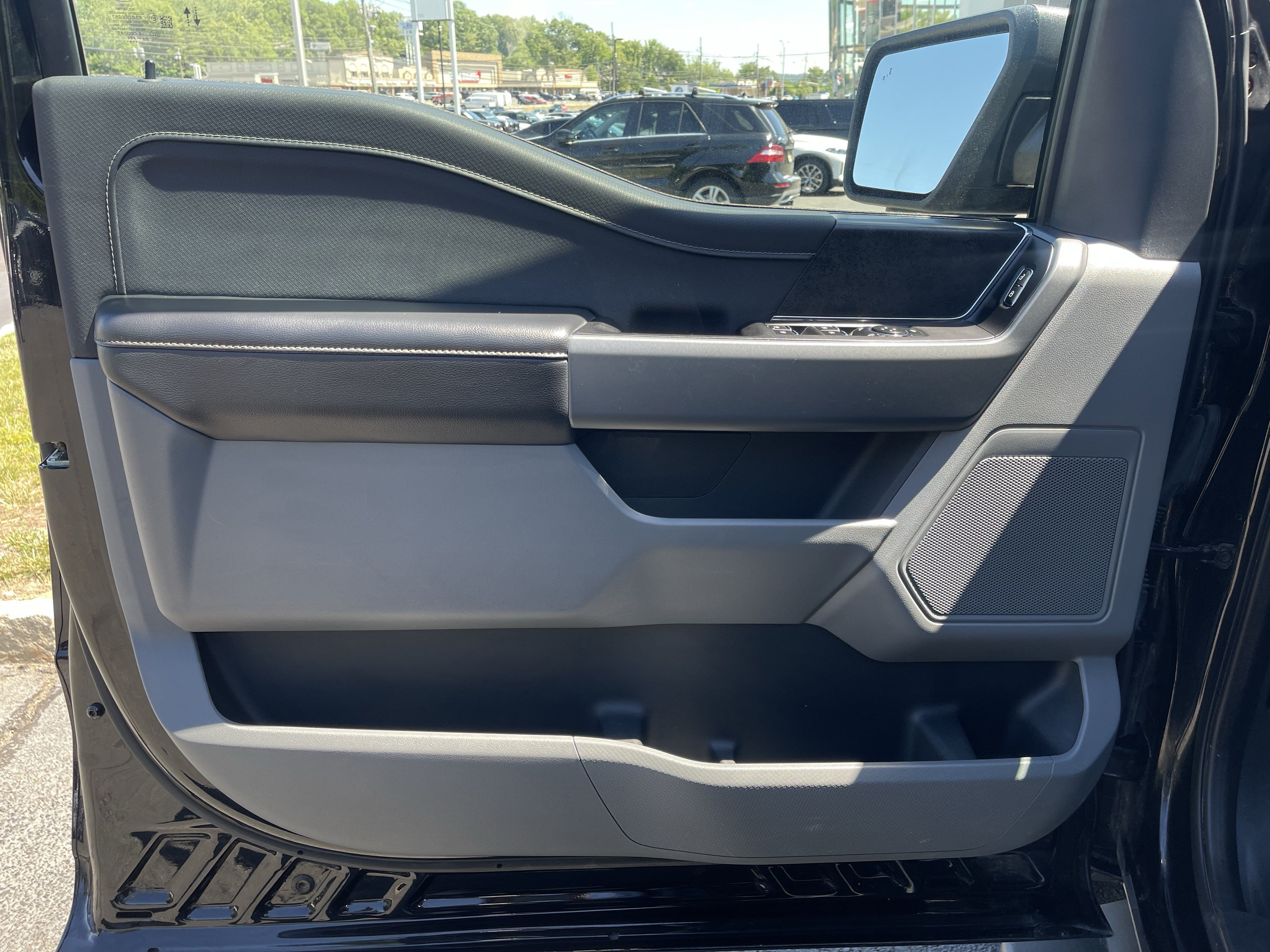 Used 2024 Ford F150 XLT w/ Mobile Office Package AWD/4WD image 12