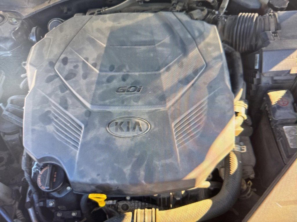 Used 2017 Kia Cadenza Limited image 6