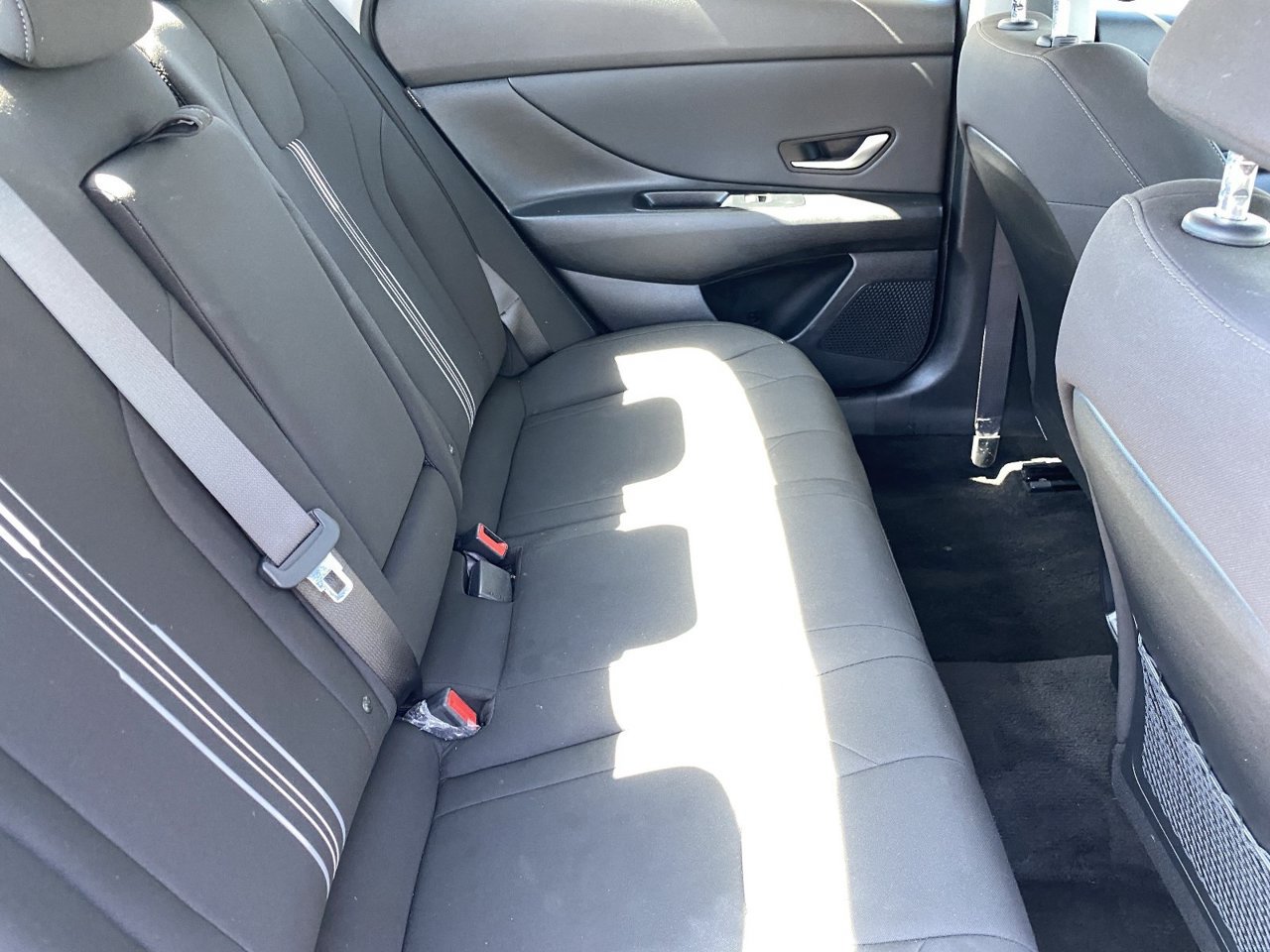 Used 2025 Hyundai Elantra SEL FWD image 12