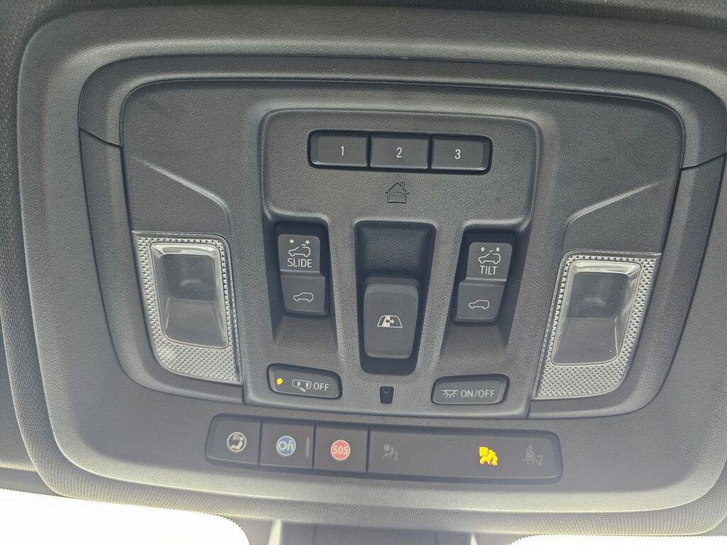 Used 2023 GMC Sierra 3500 AT4 w/ AT4 Preferred Package AWD/4WD image 34