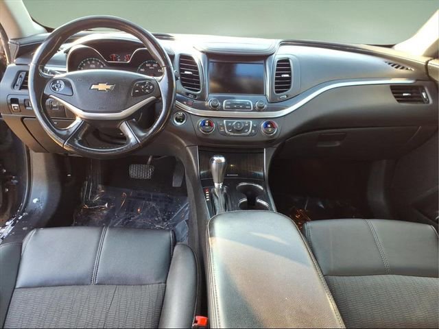 Used 2018 Chevrolet Impala LT image 13