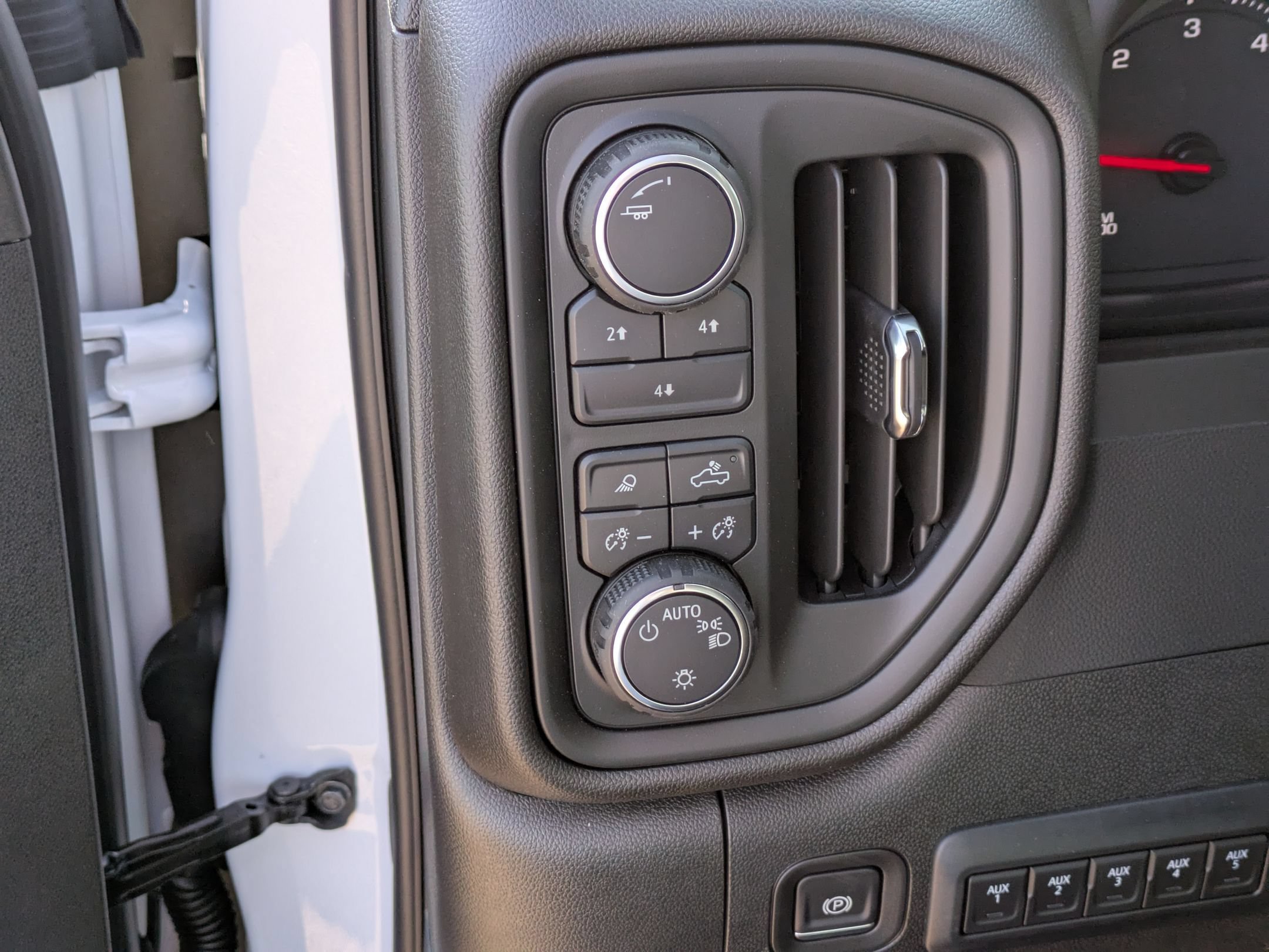 New 2025 Chevrolet Silverado 3500 W/T w/ WT Convenience Package AWD/4WD image 25