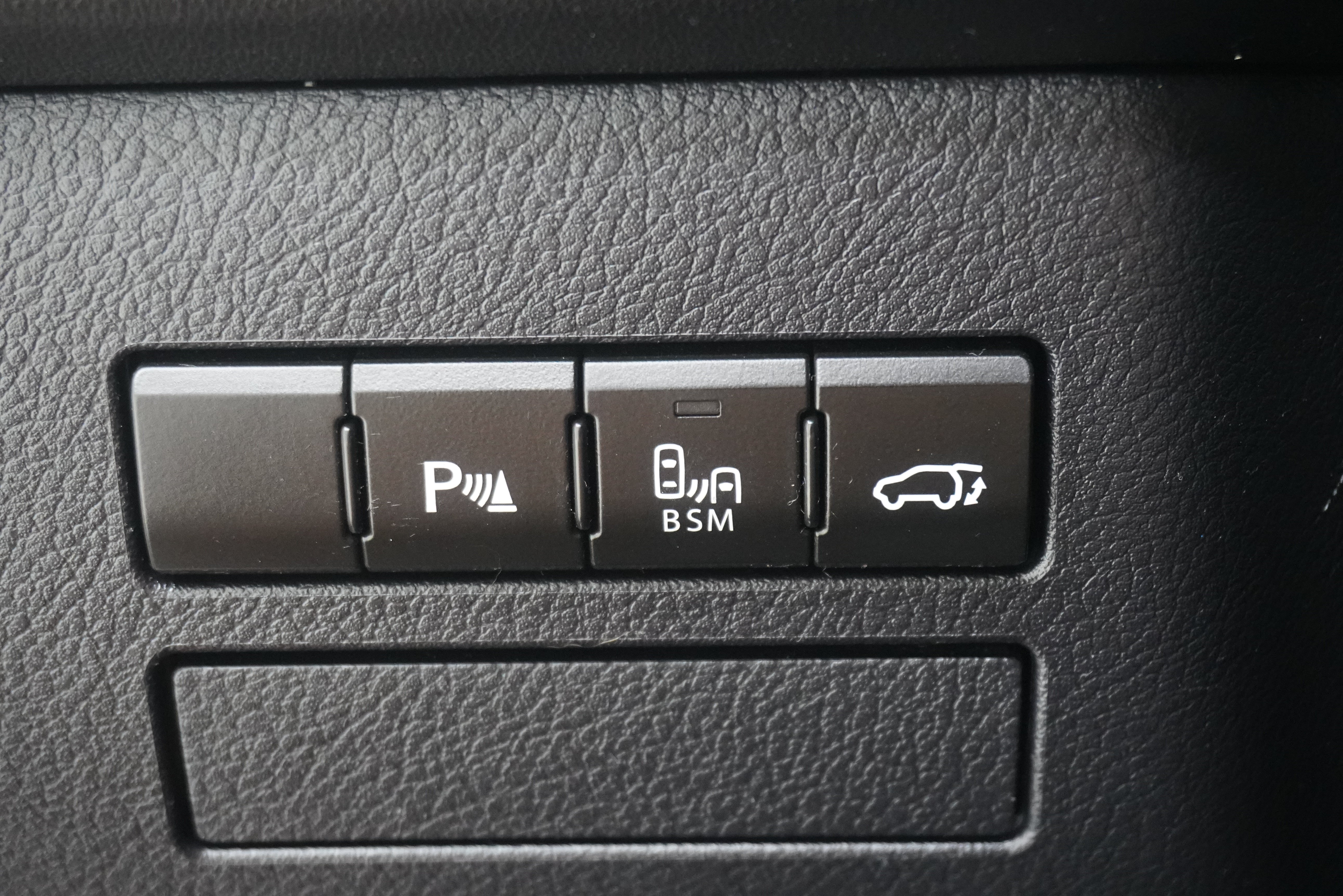 Used 2016 Lexus NX 200t FWD w/ Premium Package image 28