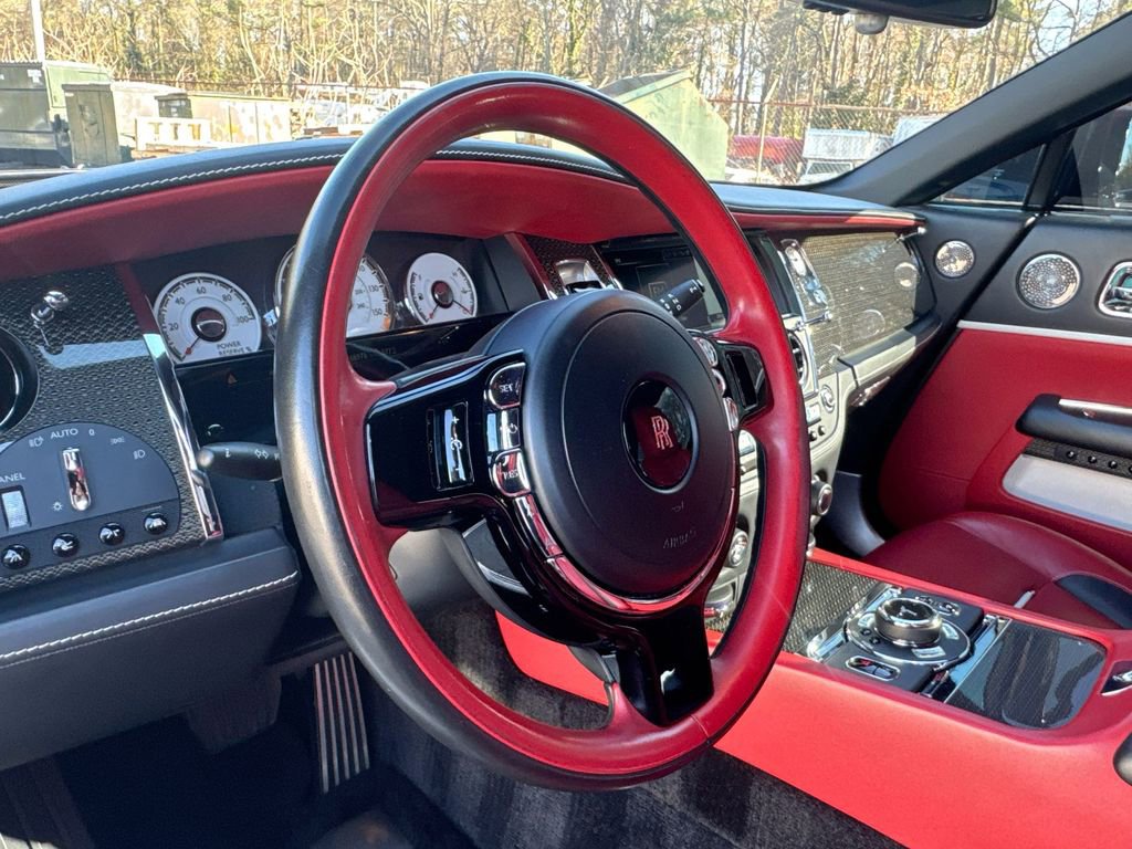 Used 2020 Rolls-Royce Wraith image 30