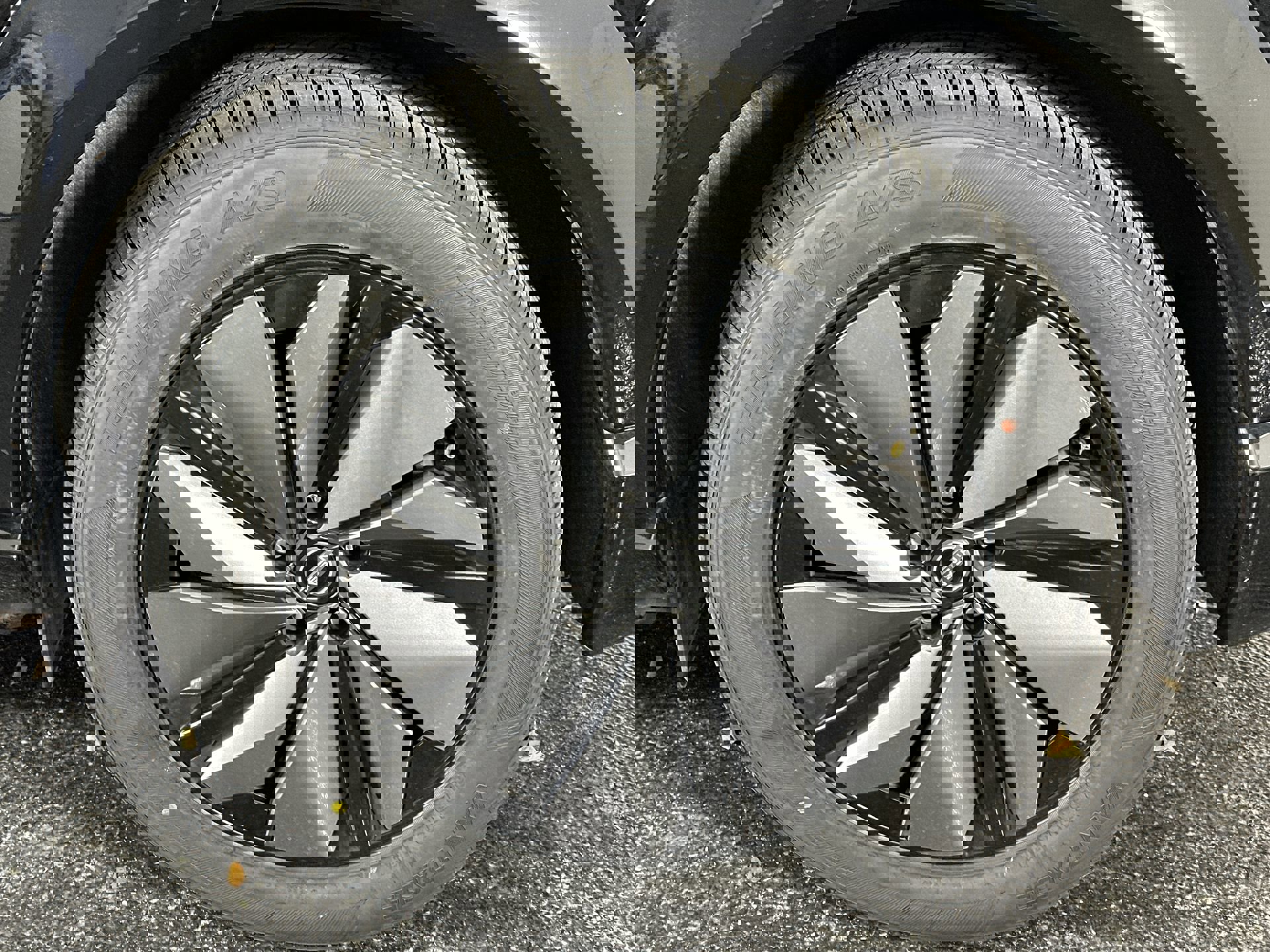 Certified 2023 Nissan Ariya AWD image 14