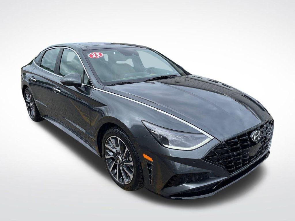Used 2023 Hyundai Sonata Limited image 3