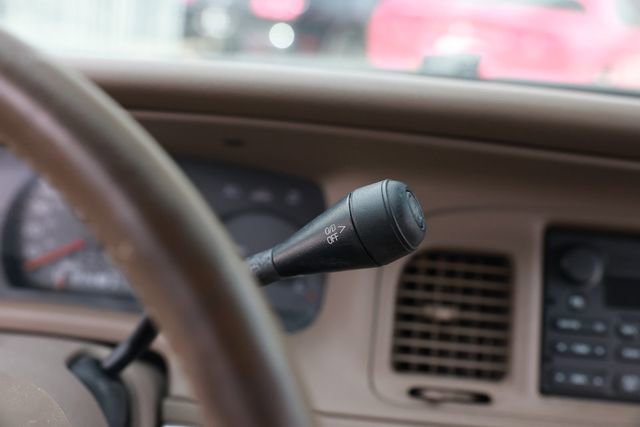 Used 2004 Mercury Grand Marquis LS image 35