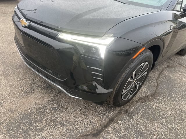 New 2026 Chevrolet Blazer EV LT image 9