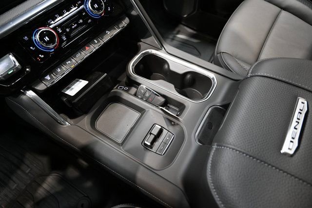 New 2026 GMC Sierra 2500 Denali w/ Denali Reserve Package image 21