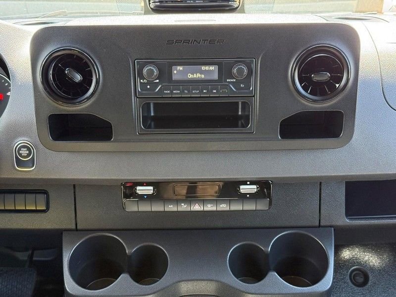 Used 2025 Mercedes-Benz Sprinter 2500 image 10