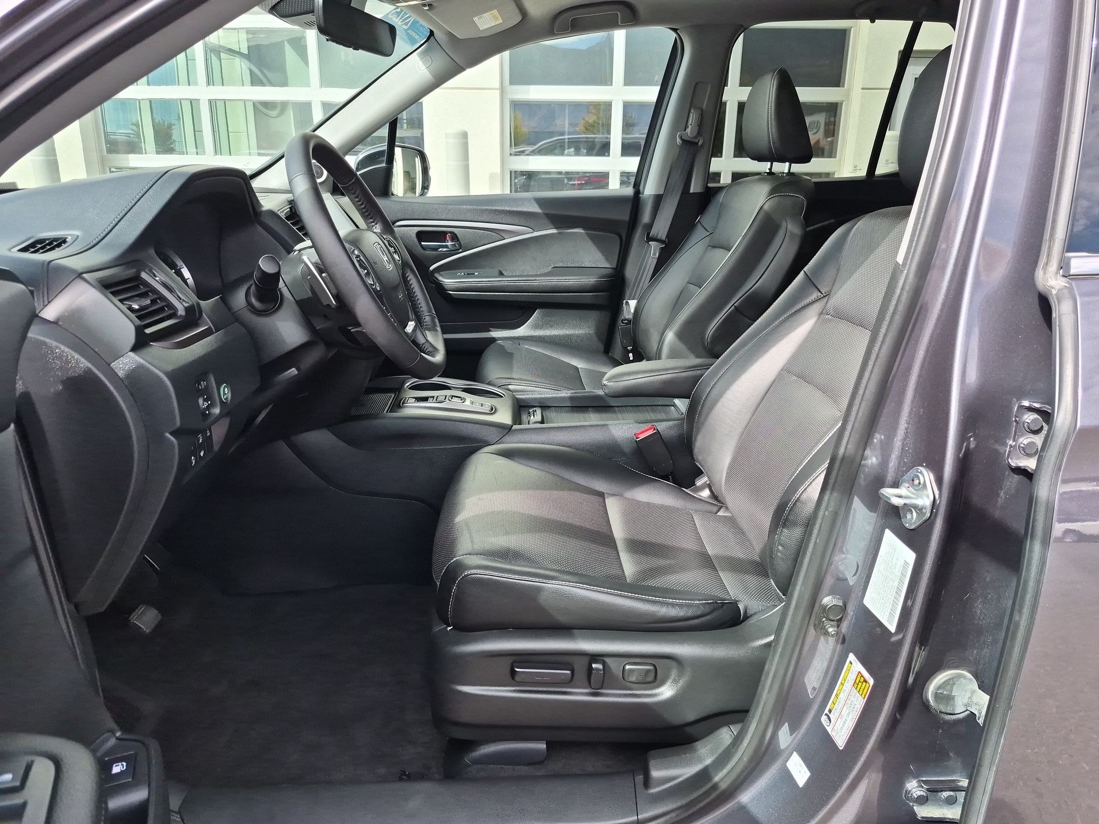 Used 2023 Honda Ridgeline RTL-E image 17