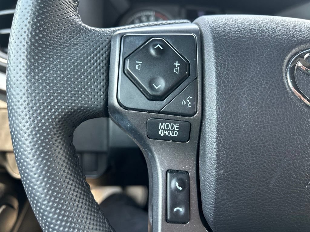 Used 2020 Toyota Tacoma TRD Off-Road AWD/4WD image 24