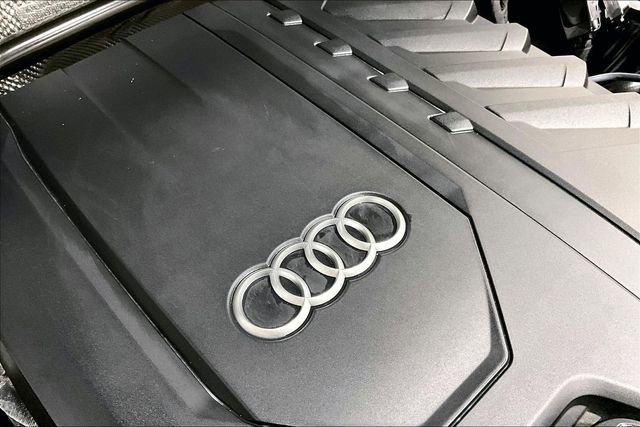 Used 2023 Audi Q5 2.0T Premium w/ Convenience Package image 33