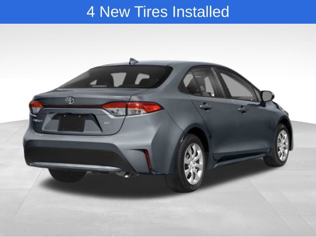Used 2020 Toyota Corolla LE FWD image 2