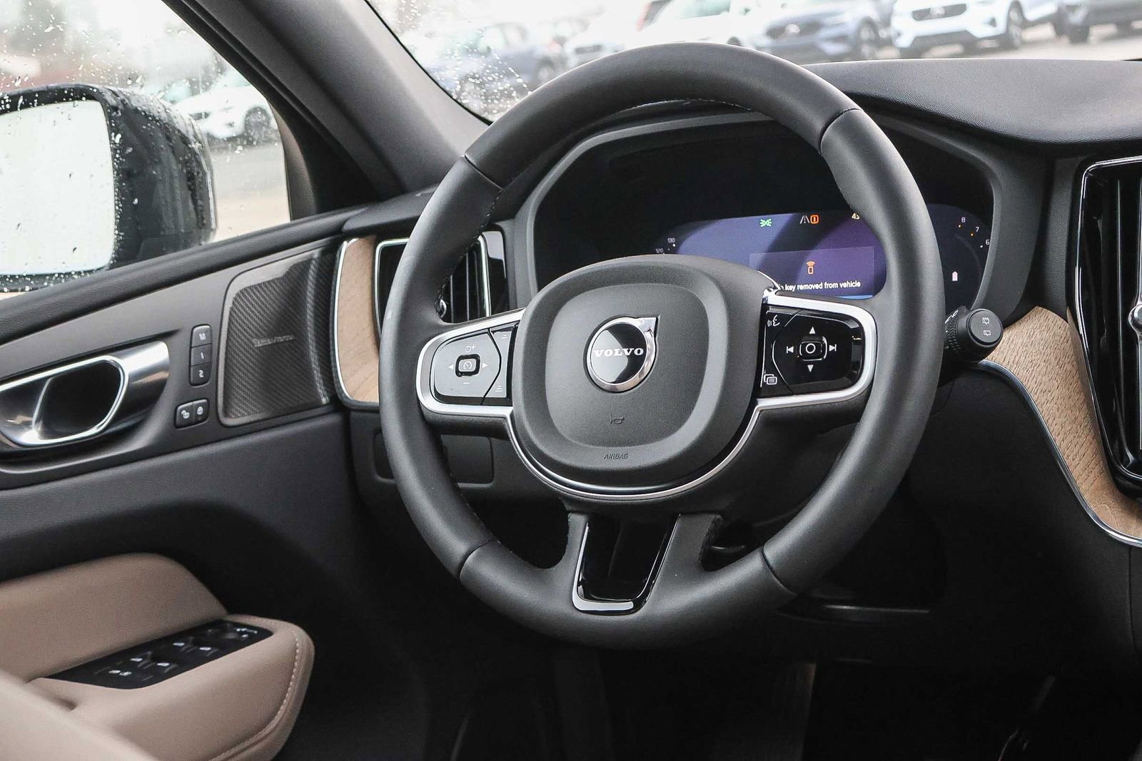 New 2026 Volvo XC60 B5 Plus w/ Climate Package PRO image 26