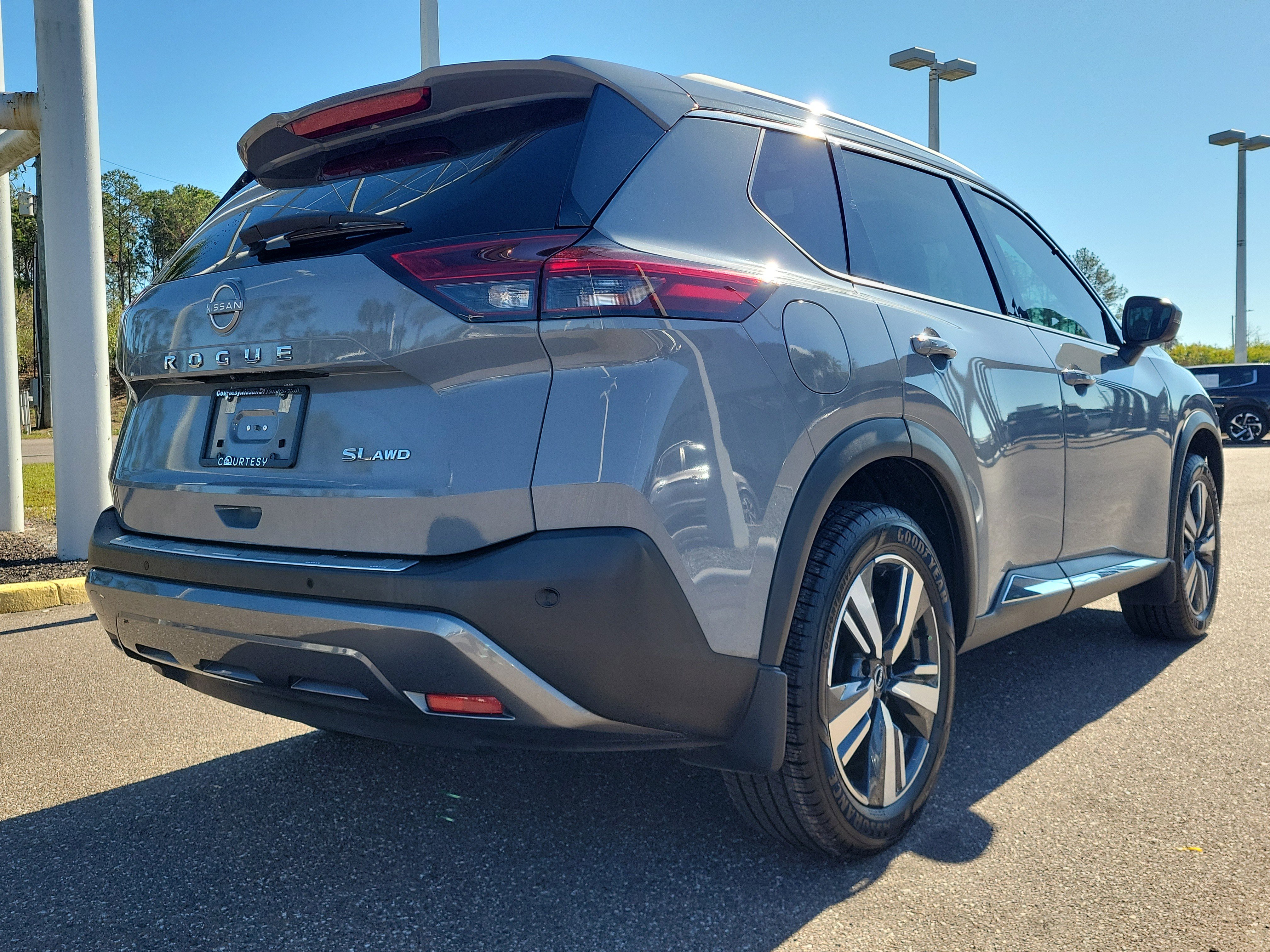 Certified 2022 Nissan Rogue SL image 5