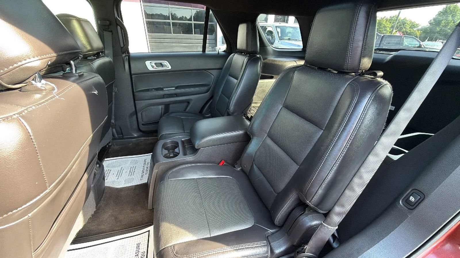 Used 2015 Ford Explorer Limited w/ Equipment Group 302A AWD/4WD image 44