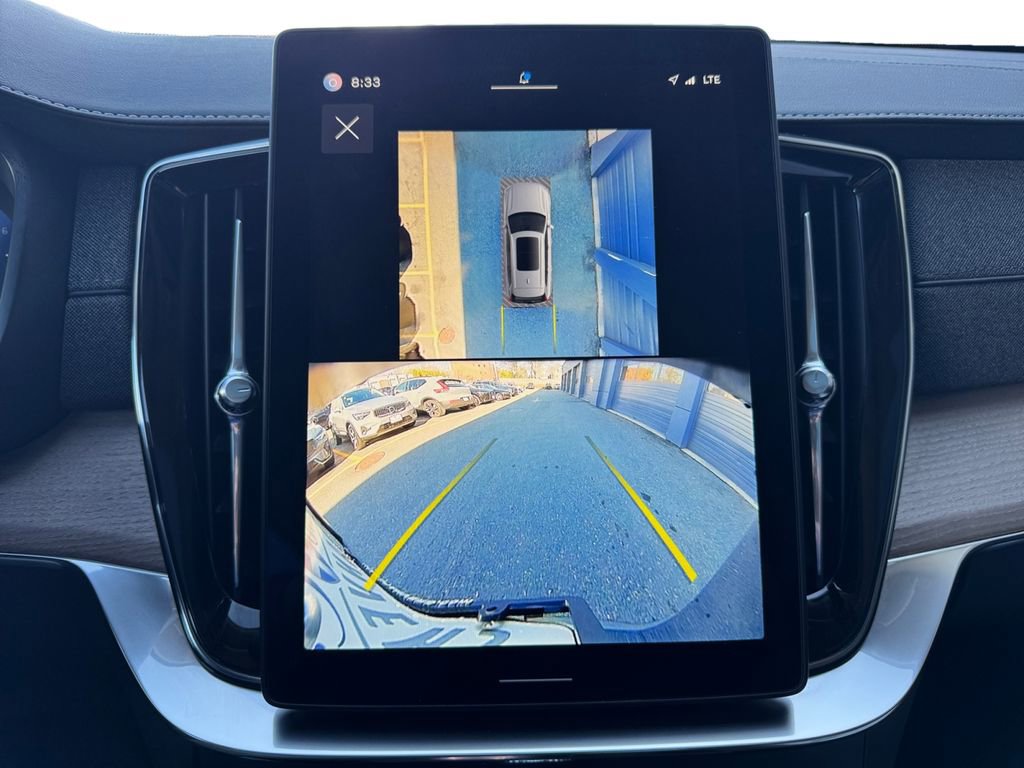 Used 2025 Volvo XC90 B5 Plus image 19