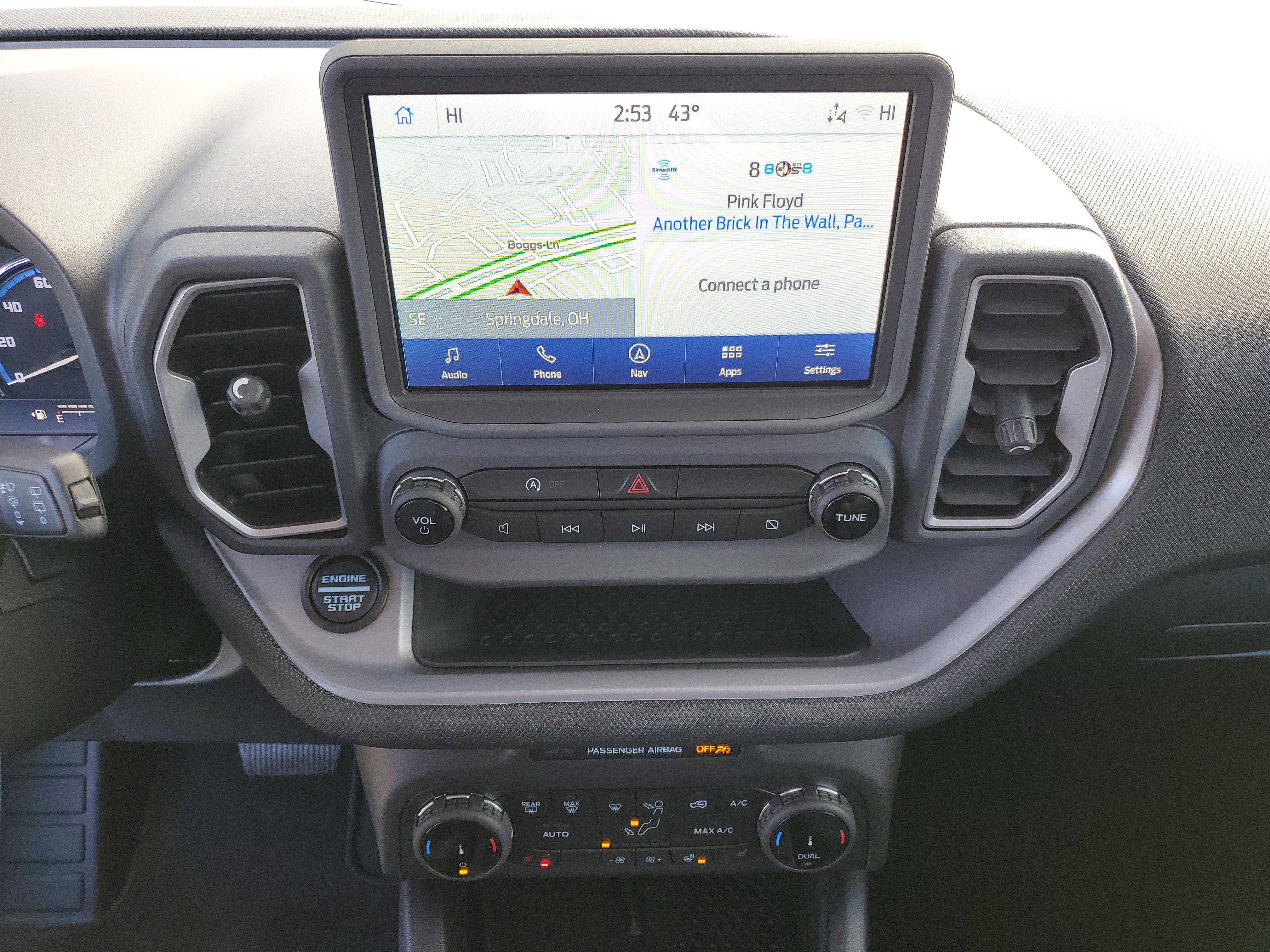 Used 2024 Ford Bronco Sport Outer Banks w/ Tech Package image 28