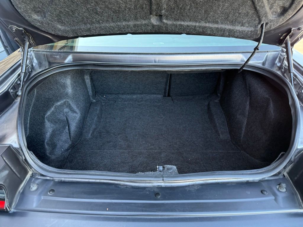 Used 2018 Dodge Challenger SXT image 17