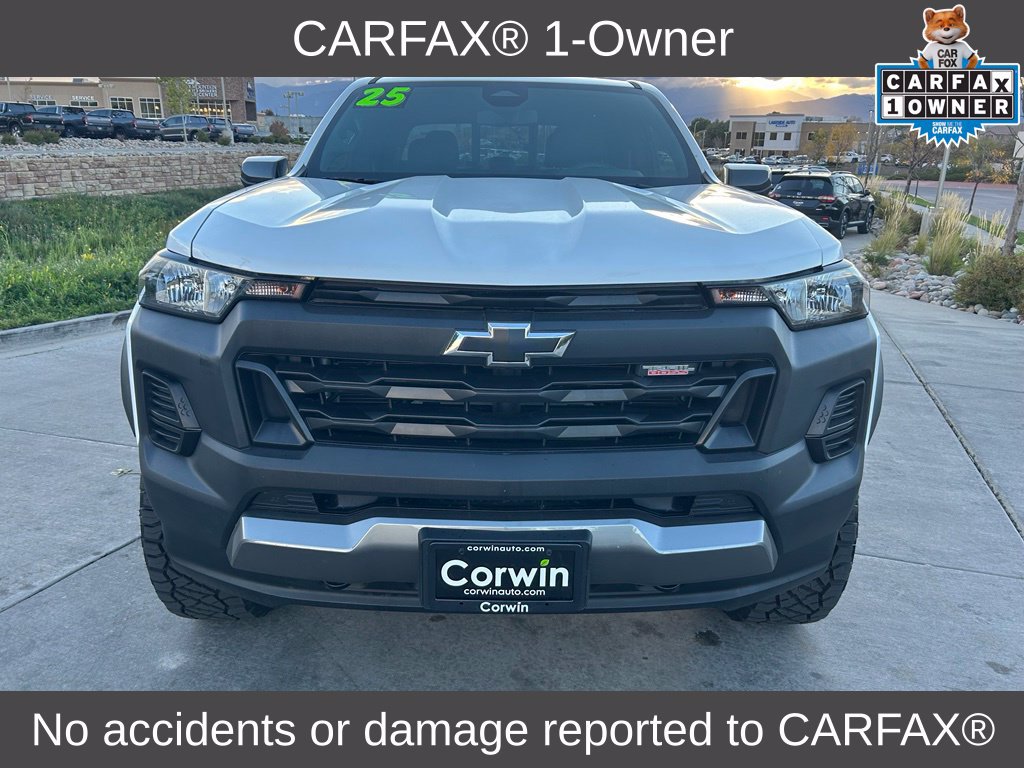 Used 2025 Chevrolet Colorado Trail Boss AWD/4WD image 2