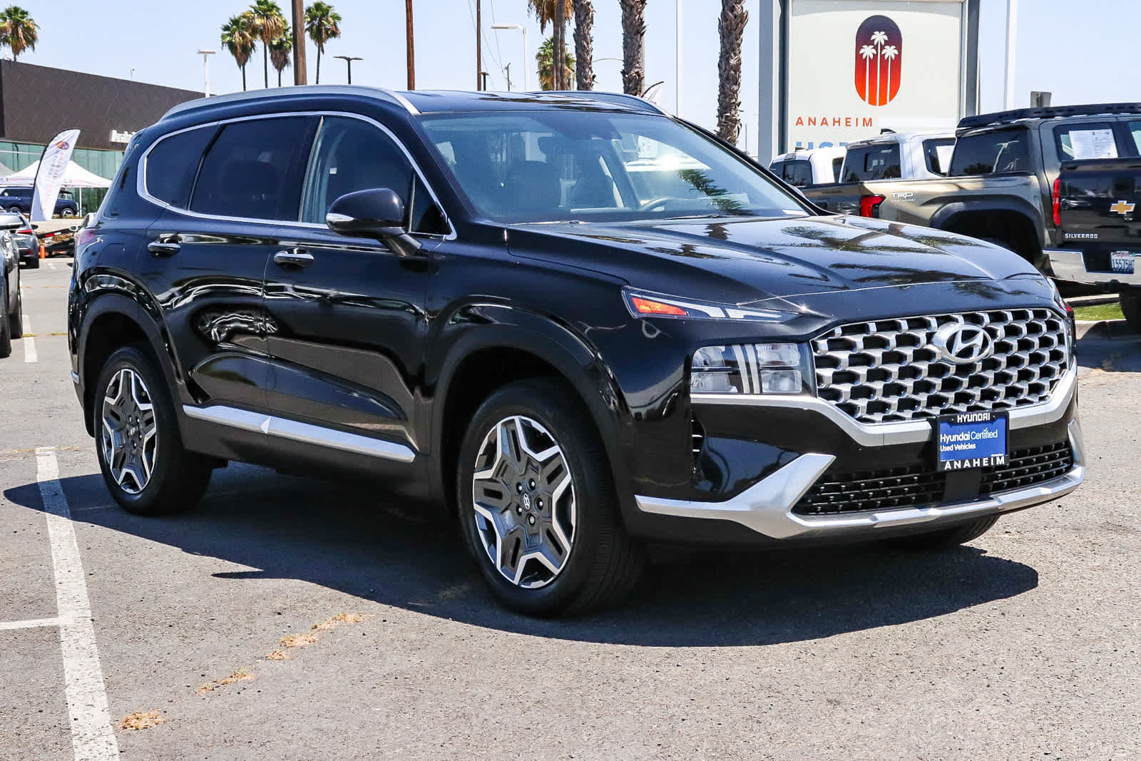 Used 2023 Hyundai Santa Fe SEL Convenience w/ Cargo Package AWD/4WD image 3