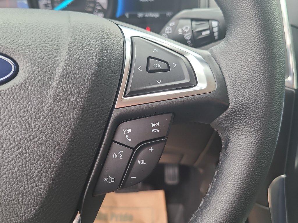 Certified 2024 Ford Edge Titanium AWD/4WD image 33