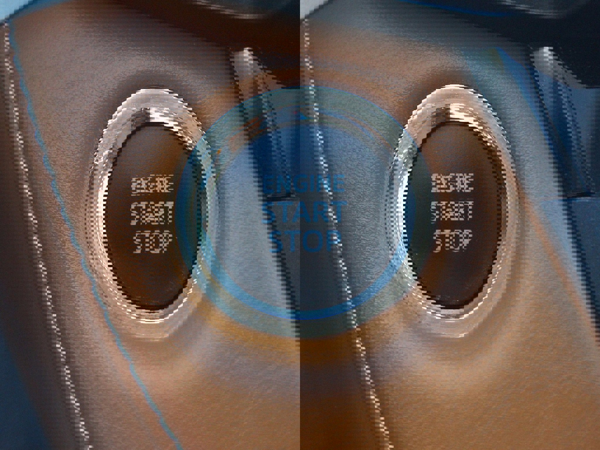 Used 2018 Toyota RAV4 Limited image 10