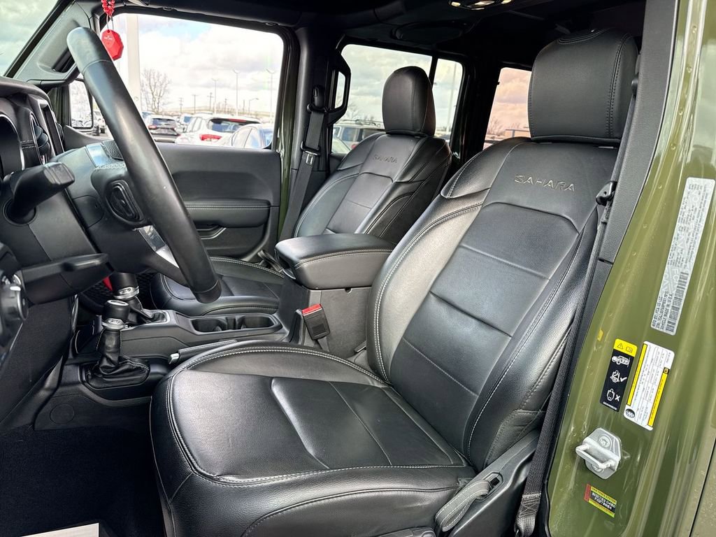 Used 2023 Jeep Wrangler Unlimited Sahara w/ Cold Weather Group image 11