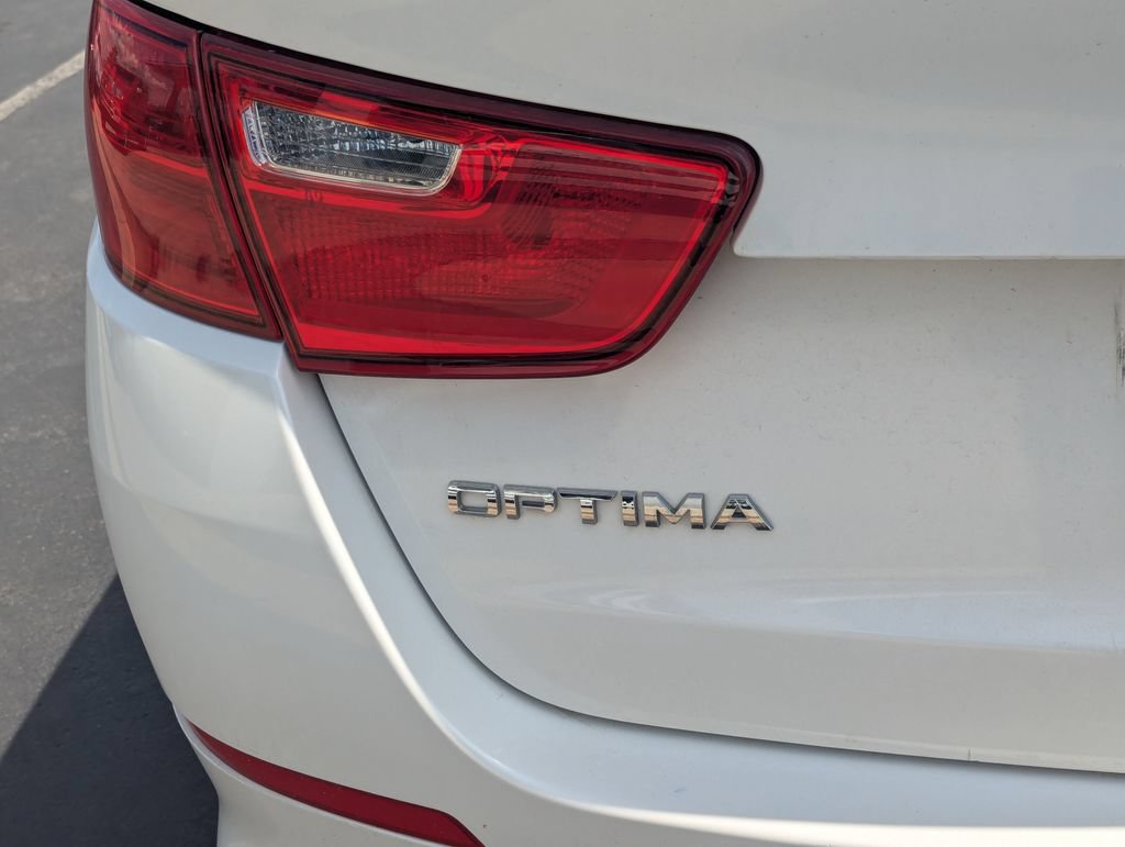 Used 2015 Kia Optima LX FWD image 5