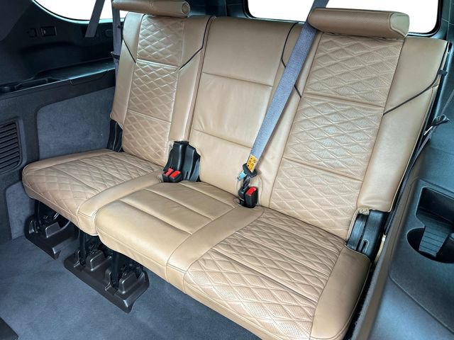 Used 2022 Cadillac Escalade ESV Sport w/ Touring Package AWD/4WD image 12