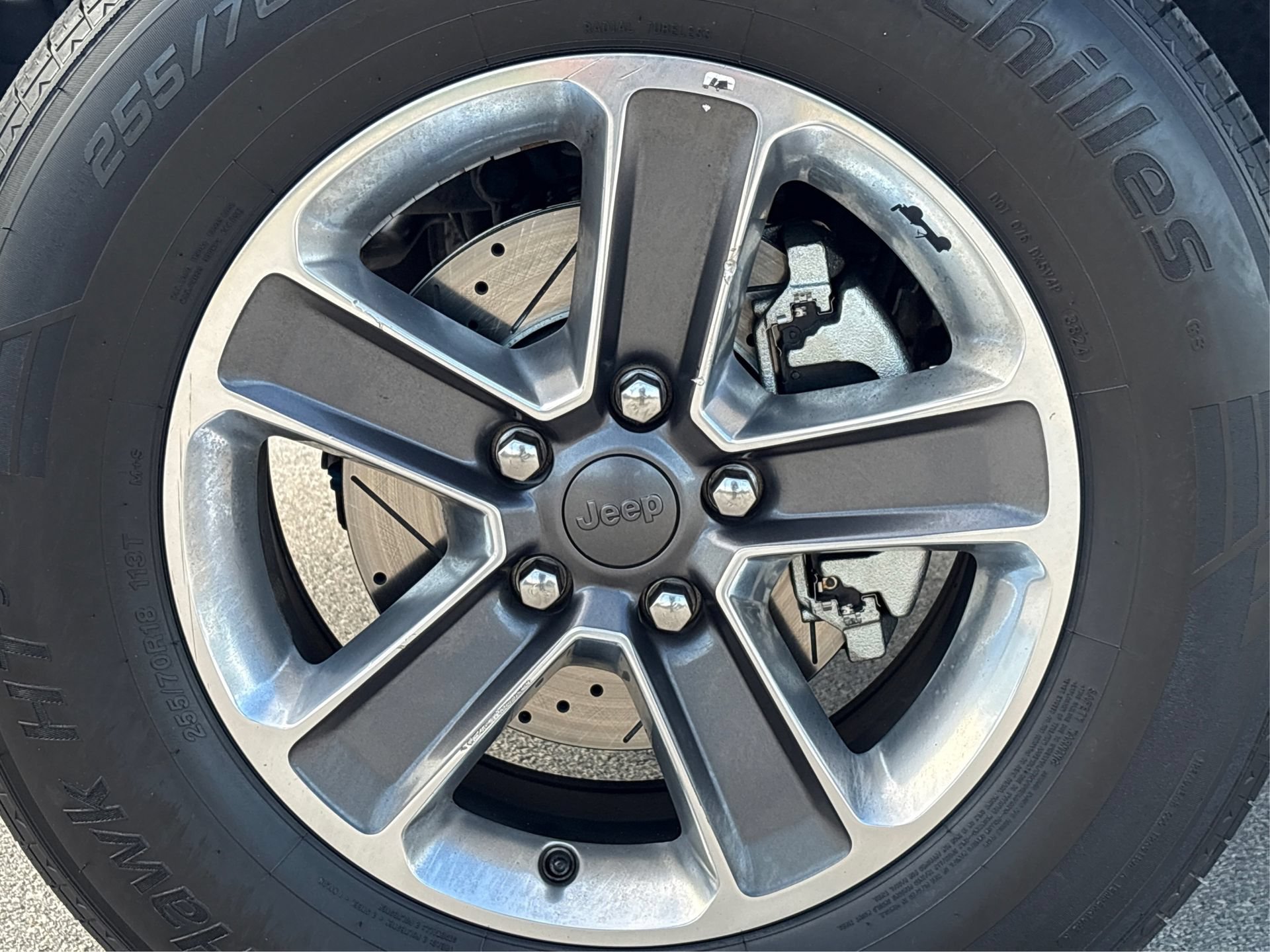 Used 2020 Jeep Wrangler Unlimited Sahara AWD/4WD image 13