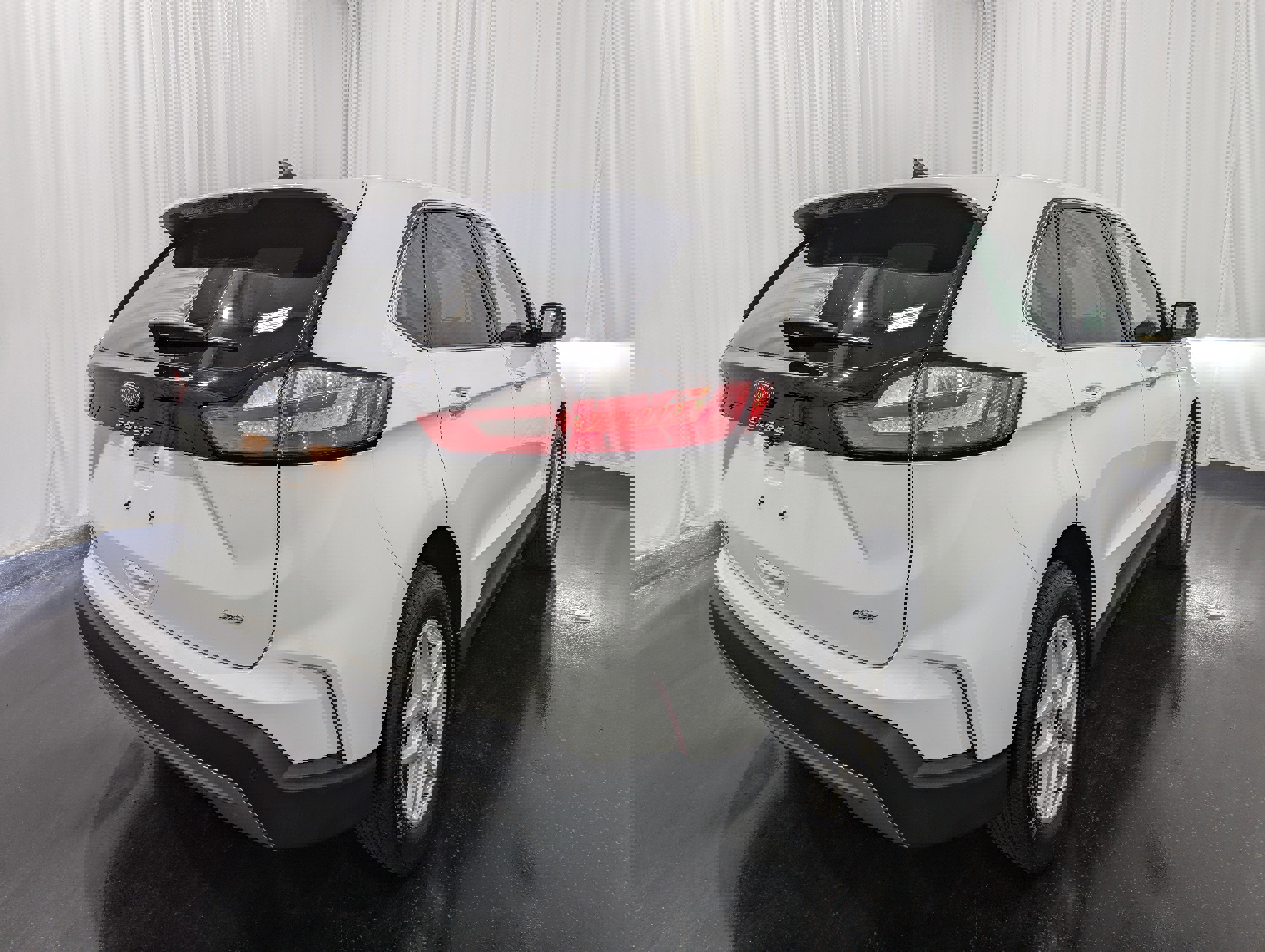 Used 2024 Ford Edge SEL w/ Convenience Package image 7