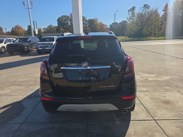Used 2022 Buick Encore Preferred image 4