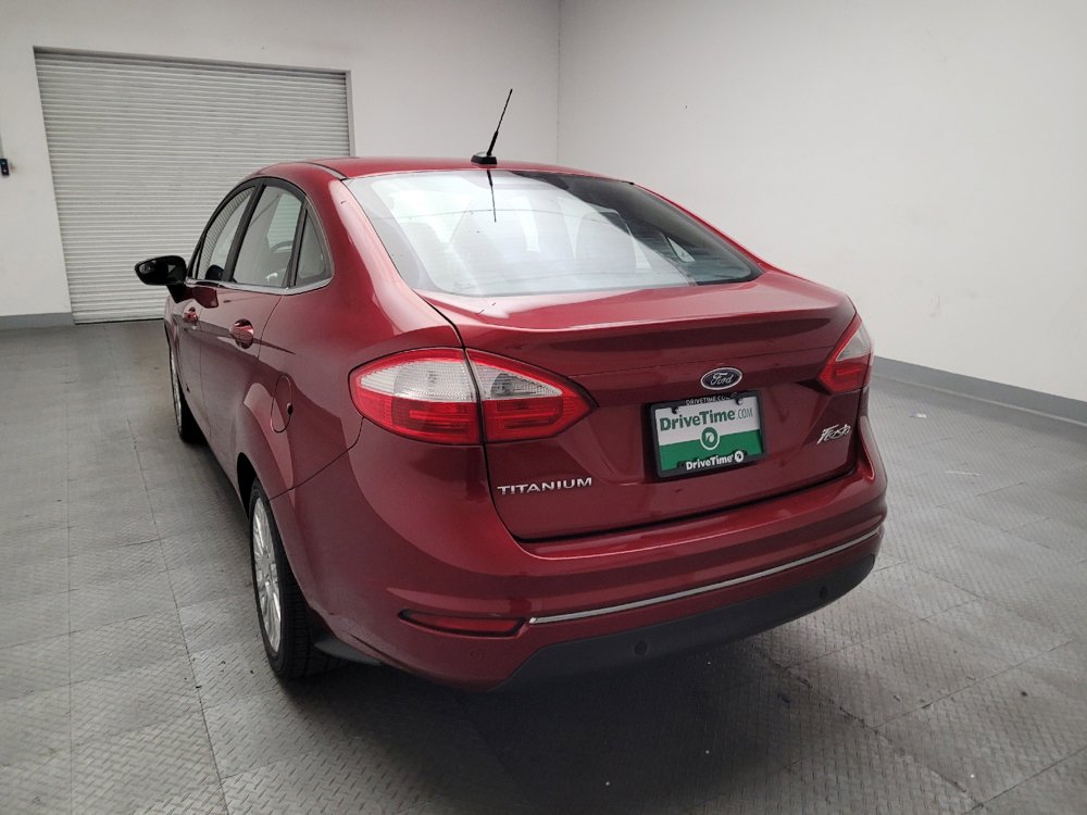 Used 2015 Ford Fiesta Titanium FWD image 6