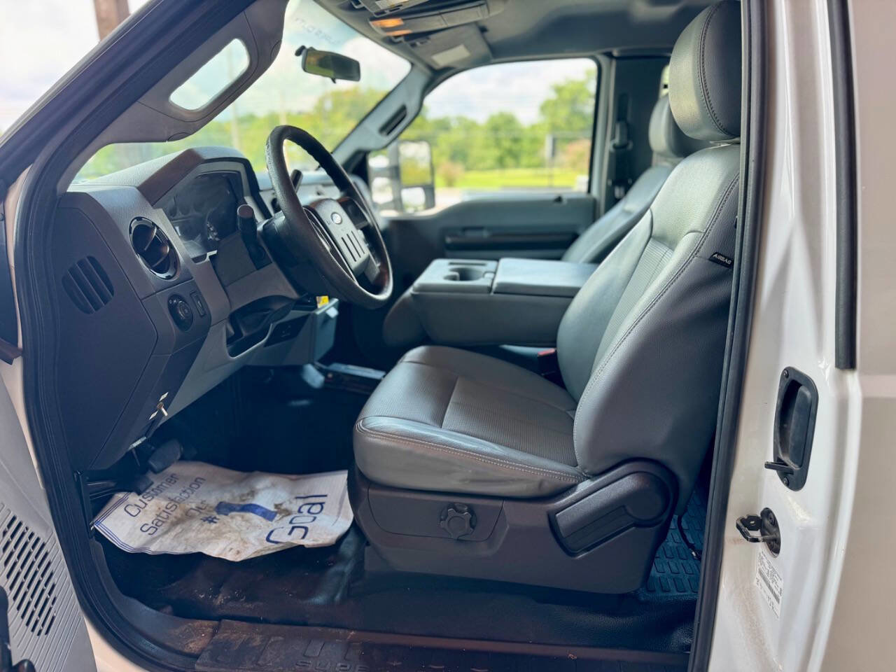 Used 2015 Ford F550 4x4 SuperCab Super Duty image 19